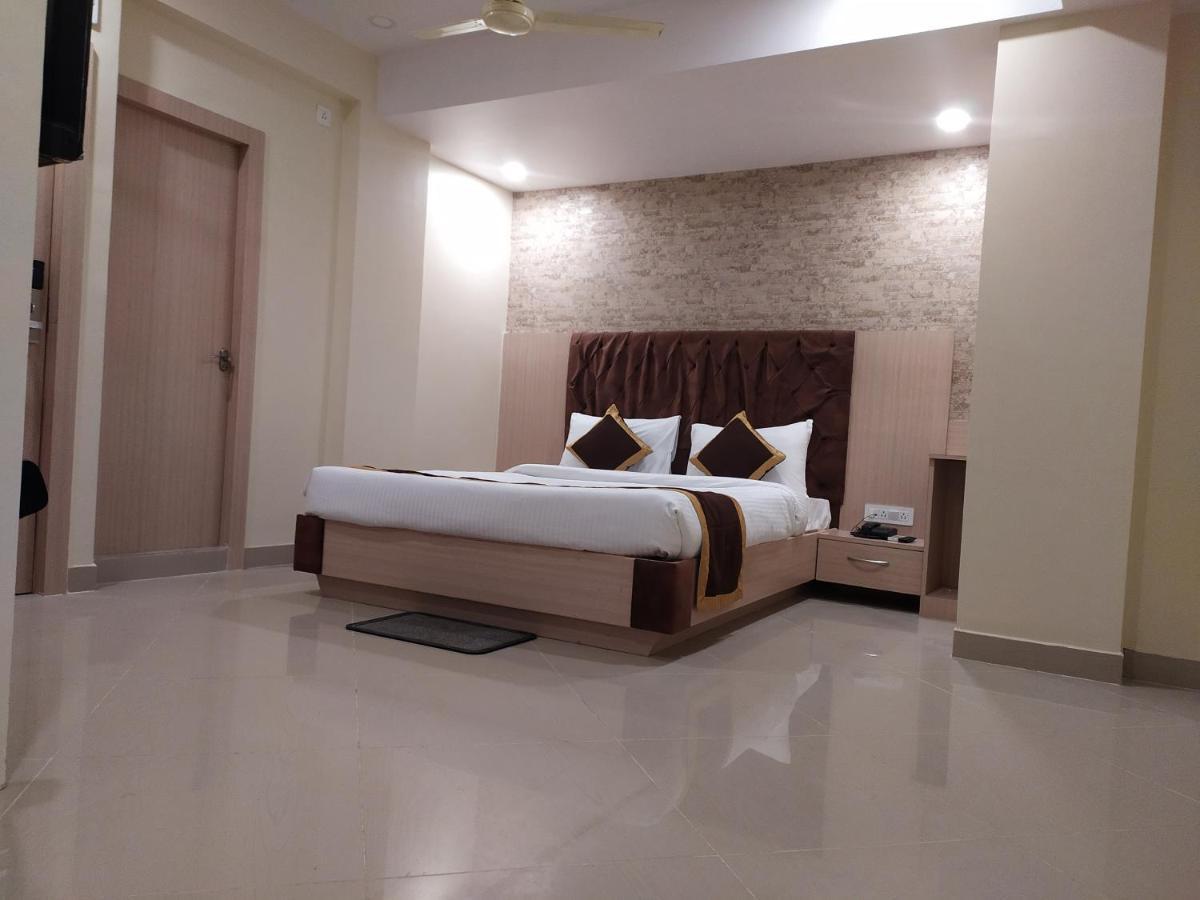The Panash - Hotel & Banquet Calcutta  Esterno foto