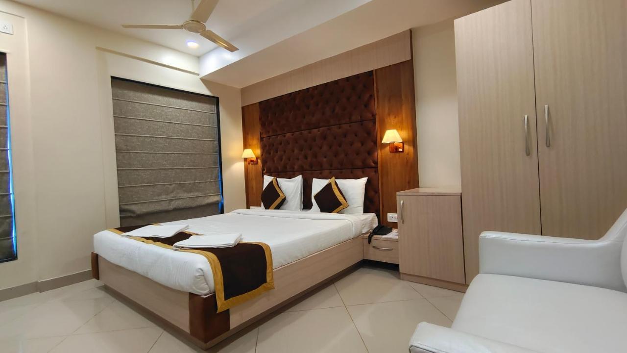 The Panash - Hotel & Banquet Calcutta  Esterno foto