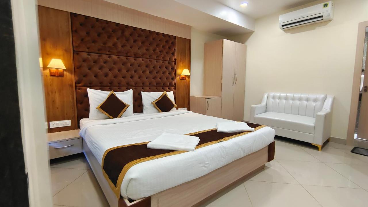 The Panash - Hotel & Banquet Calcutta  Esterno foto